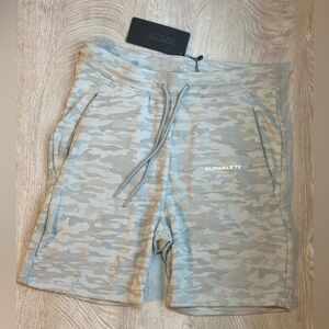 Alphalete Mens Athletic Lounge Shorts, NWT-original packaging. Grey Camo Size M